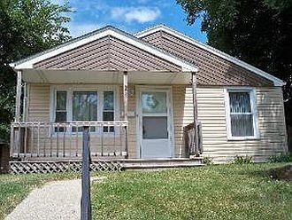 1st image of 21 N Circle Dr