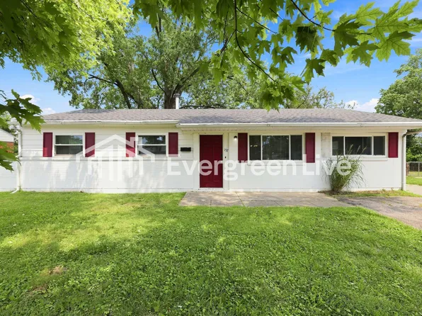 157 W Dayton Yellow Springs Rd, Fairborn, OH 45324