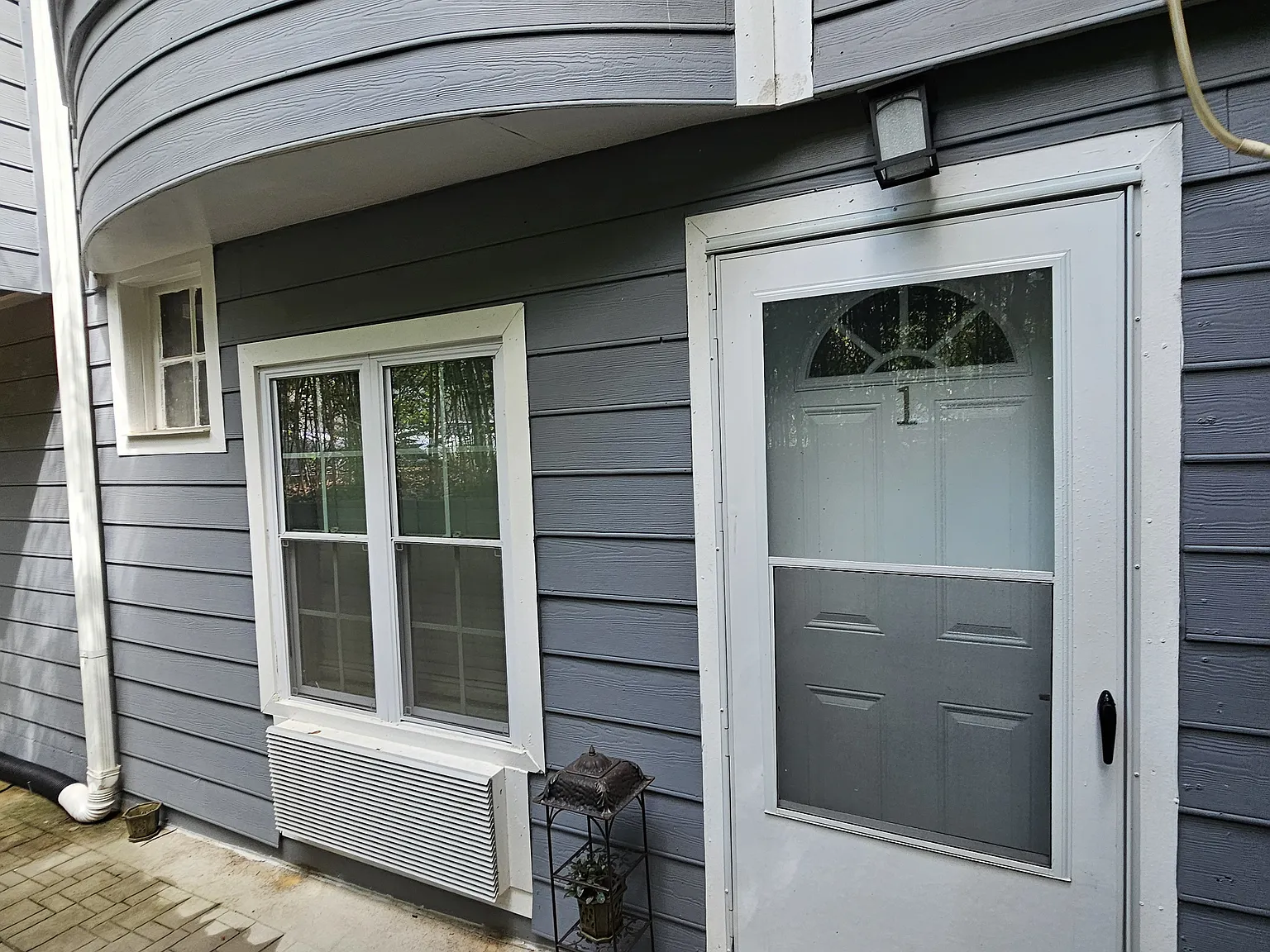 4 bed, $4,400 — Photo 2