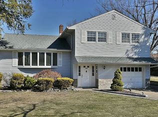 155 W Midland Ave, Paramus, NJ 07652