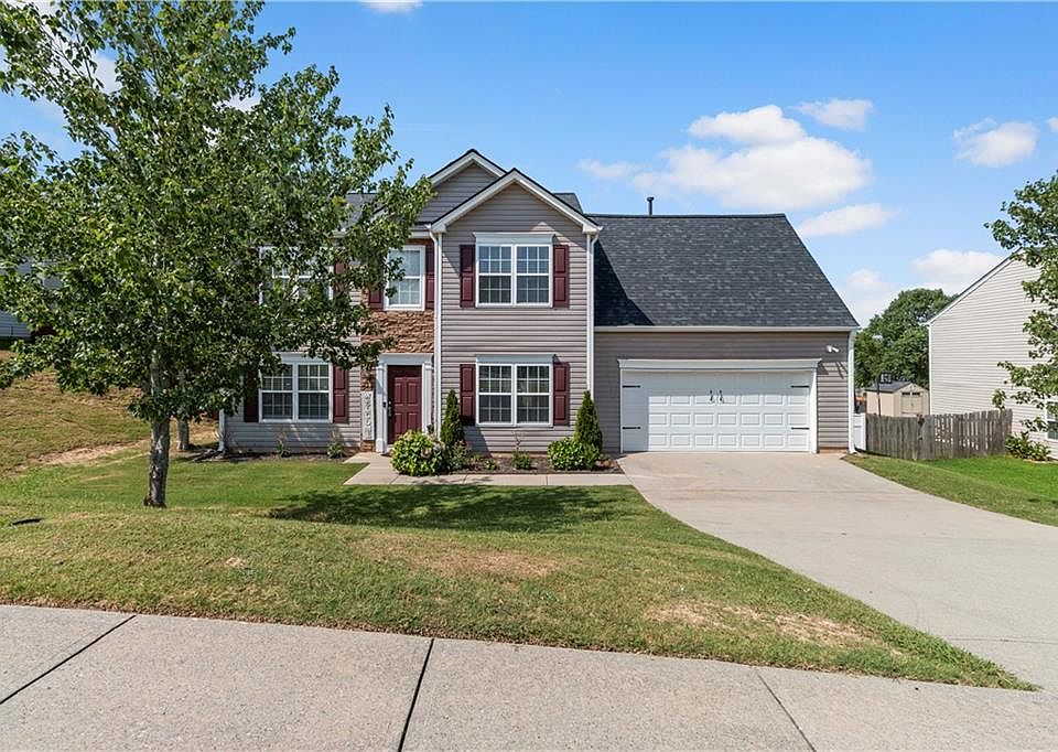 1st image of 1644 Royal Ives Dr