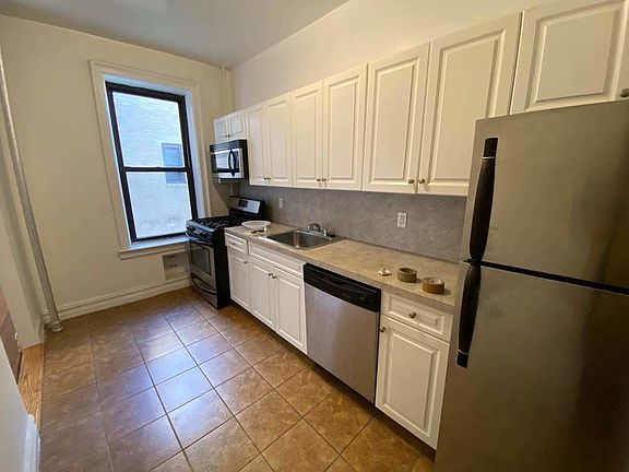 5th image of 43-15 45th St #E