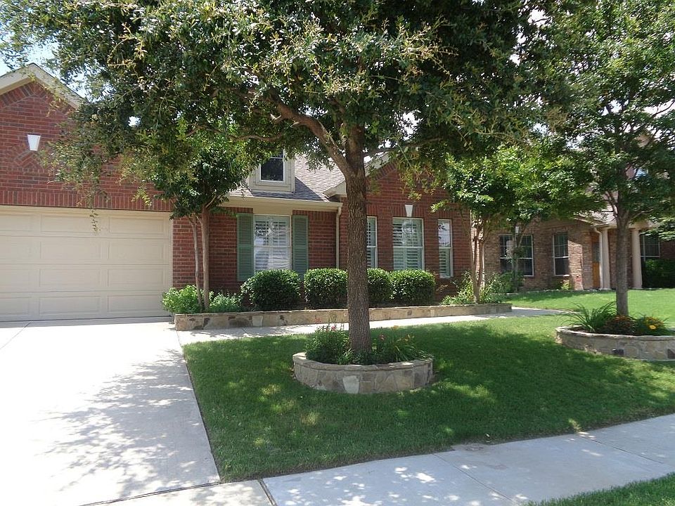 1st image of 2912 Hollow Valley Dr
