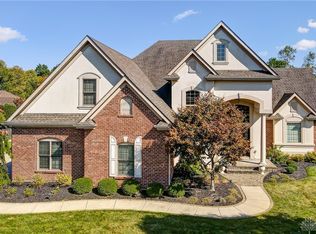 4020 Sable Ridge Dr, Bellbrook, OH 45305