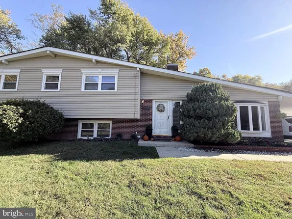 1714 Baldwin Dr, Millersville, MD 21108