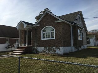121 Ave 219 St, Camnbria Heights, NY 11411