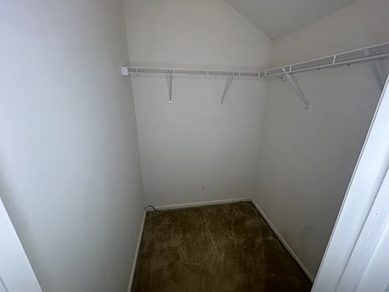 1117 Oakland Ct — Photo 23