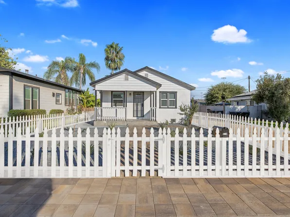 416 N Park St, Visalia, CA 93291