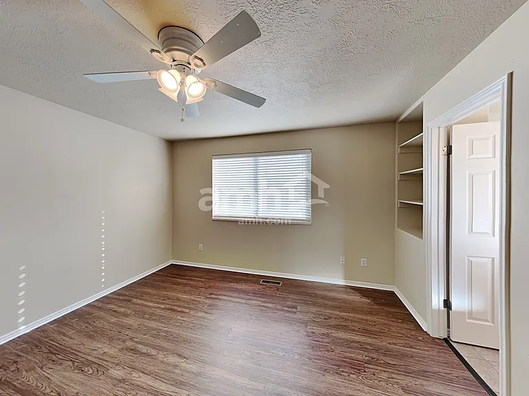 816 N Crimson Ln — Photo 8