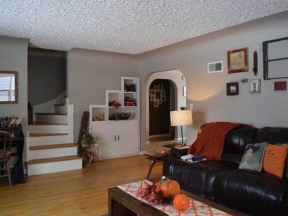 4th image of 2707 Glenwood Ln