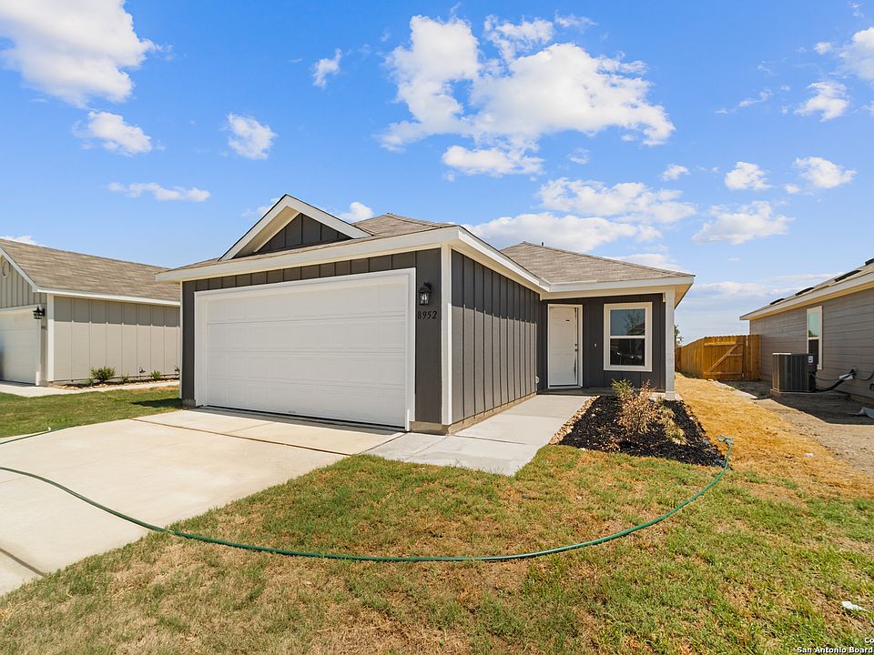 1st image of 8952 Broad Wing Dr
