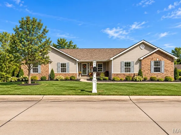 224 Washington Heights Dr, Washington, MO 63090