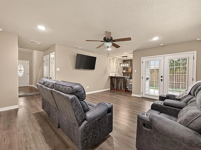 12110 Essenbruk Dr — Photo 11