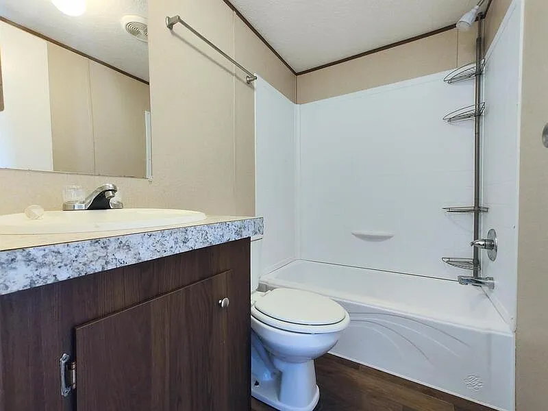 2 bed, 2.0 bath, 1000 sqft, $998 — Photo 3