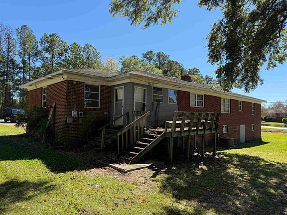 4th image of 838 Floyd Road Ext