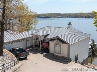 59 Rosco Rd, Lake Ozark, MO 65049
