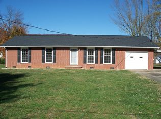 131 Clover Dr, Erwin, TN 37650