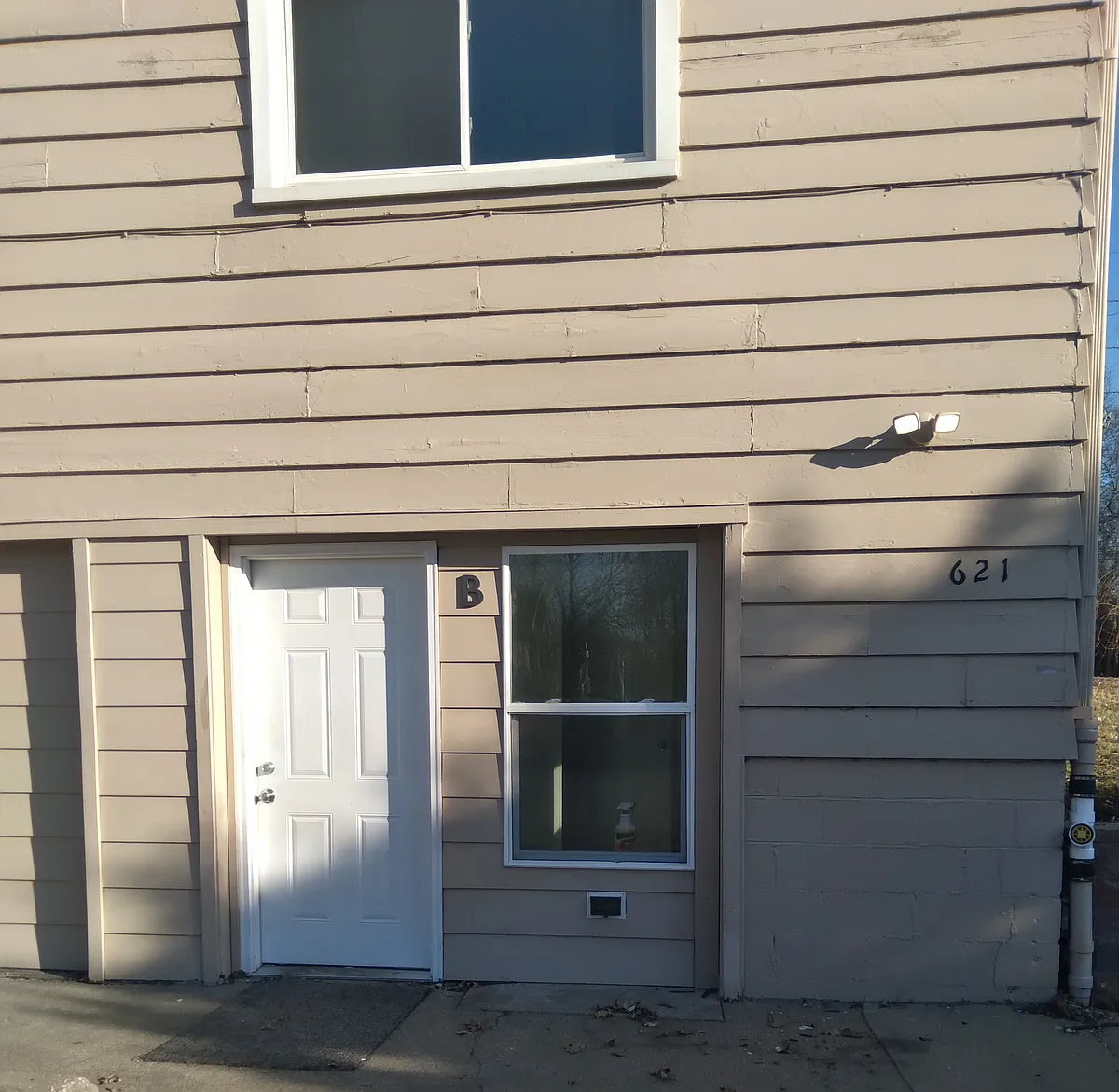 Building Photo - 621 Monterey Way #B