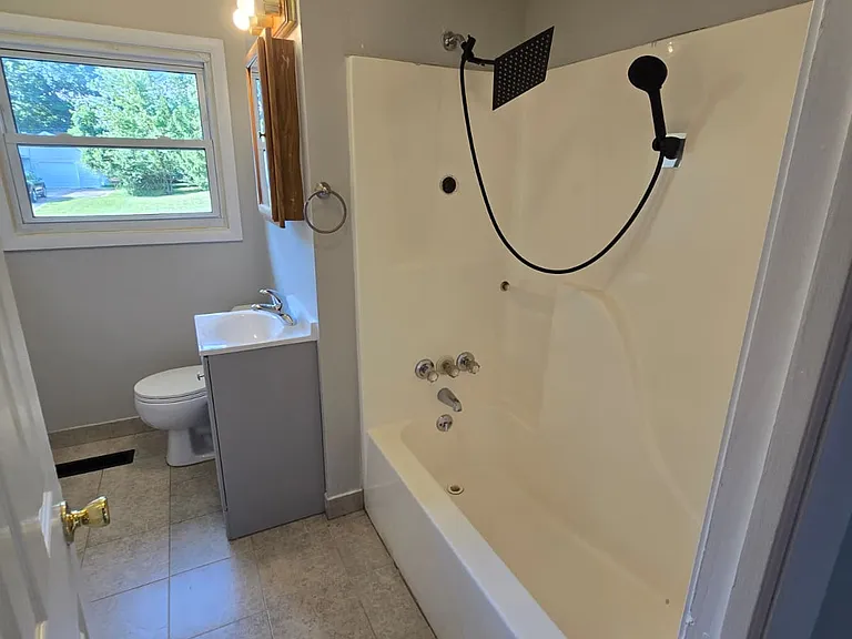 7431 Sabre Ave — Photo 5