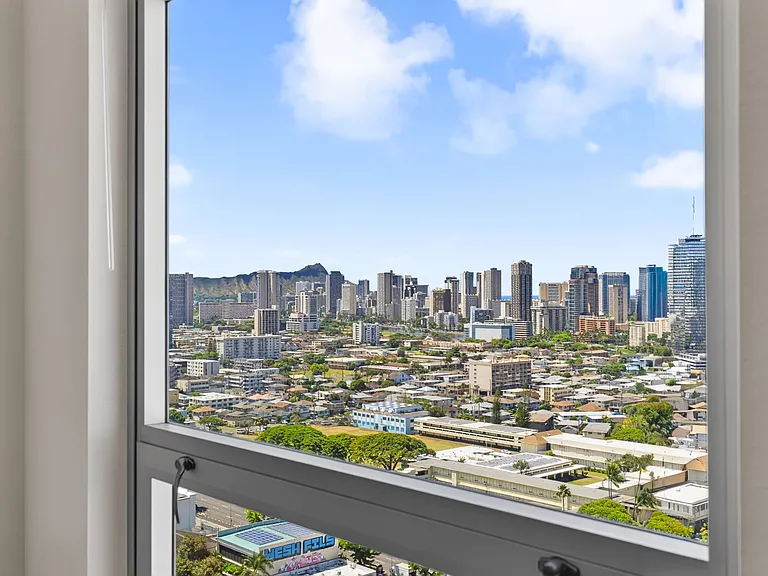 1315 Kalakaua Ave #2410 — Photo 14