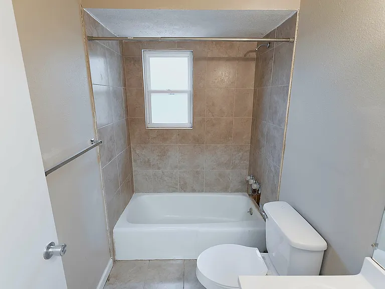 Virginia Terrace — Photo 10