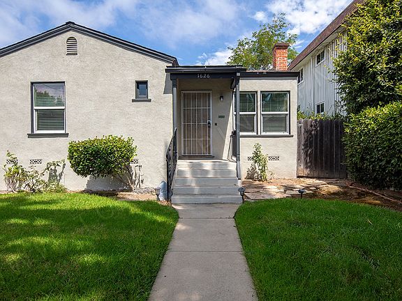 2nd image of 1626 Emerald St #0