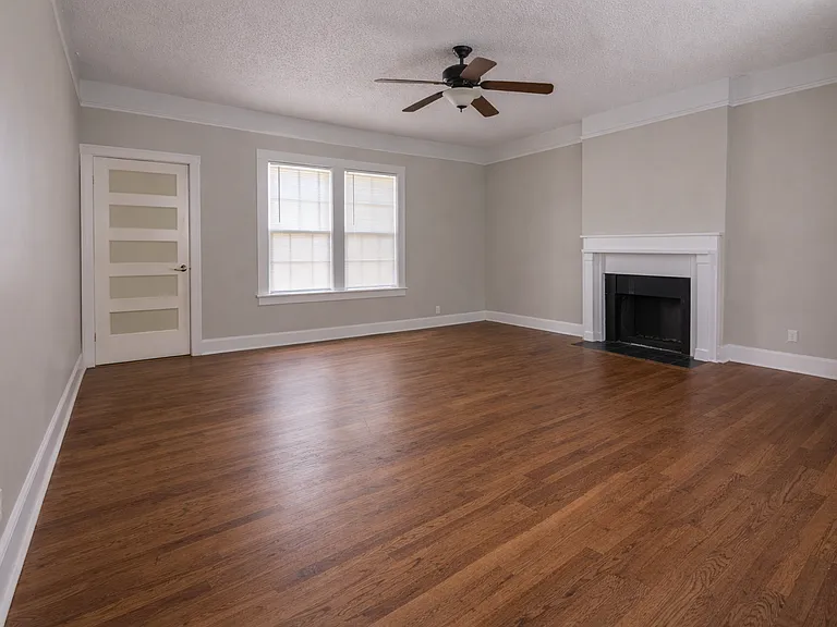 2115 Wallace St — Photo 21