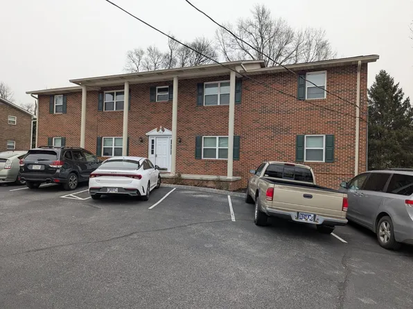 Lovell Road Apartment, 10410 Lovell Center Dr APT 2, Knoxville, TN 37922