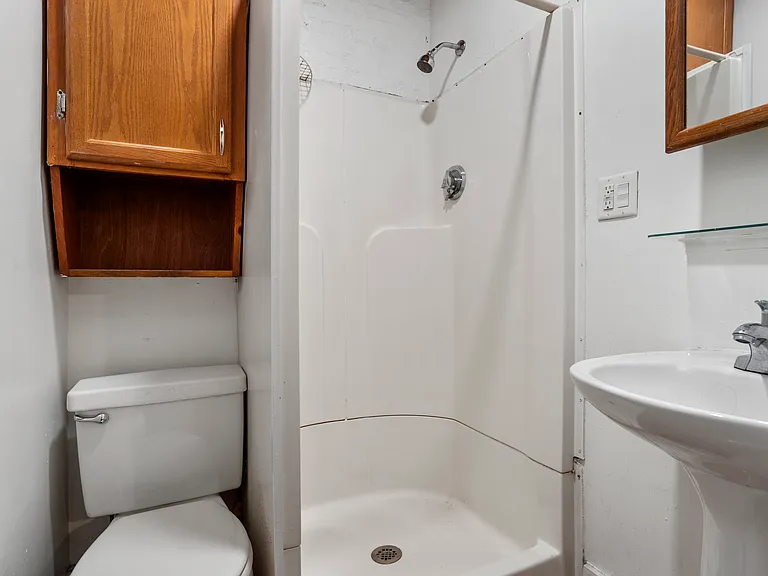 99.5 Myrtle St #1 — Photo 9