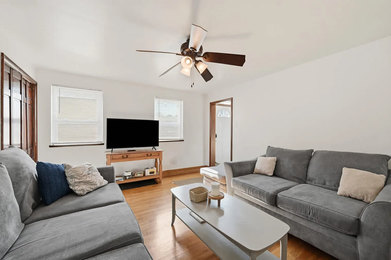 4 bed, 2.0 bath, 1786 sqft, $3,762 — Photo 1