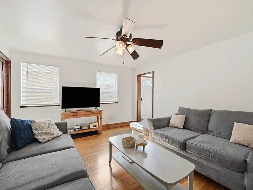 108 S 11th St #ID1642973P