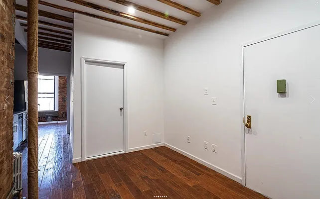 Rented by Triumph Property Group | media 11