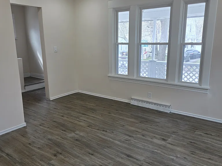 1313 Benton St — Photo 6