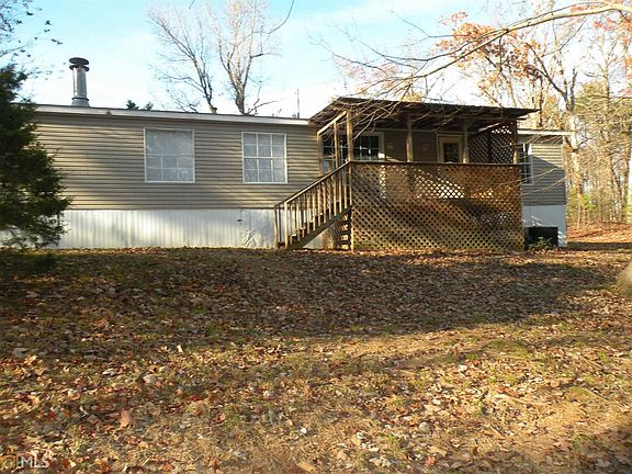 5th image of 372 Hill Dr