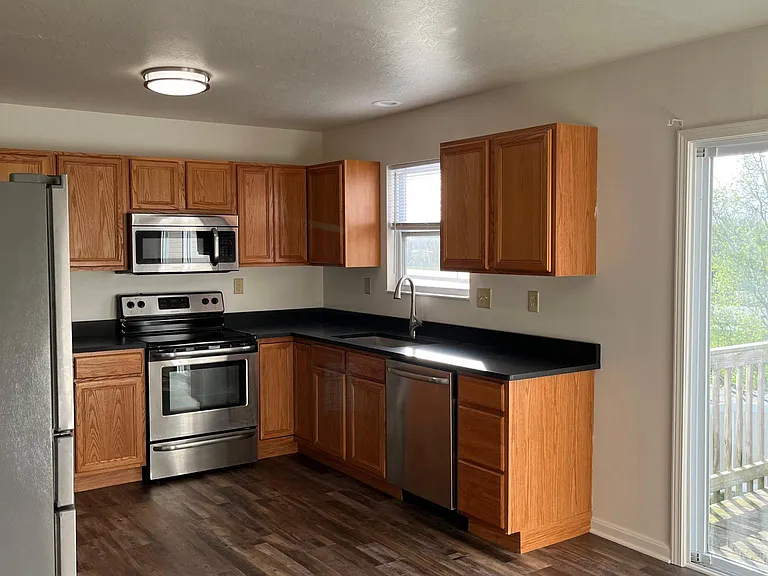 6708 Highridge Ave — Photo 10