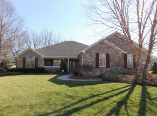 4553 Makena Ridge Ln, Greenwood, IN 46142