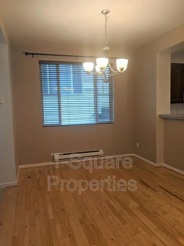 2 bed, 2.5 bath, 1238 sqft, $2,400 — Photo 3