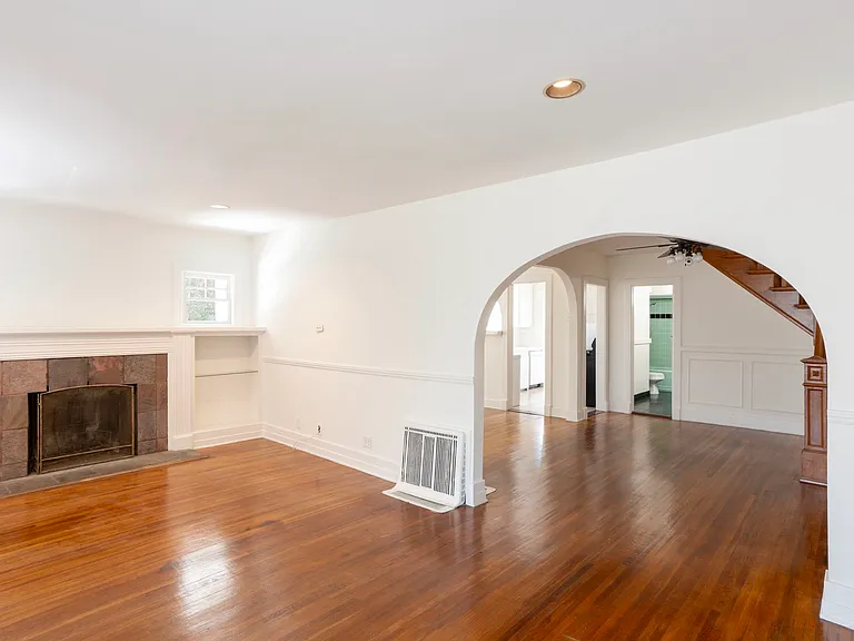 1014 N Gardner St #1015 — Photo 16