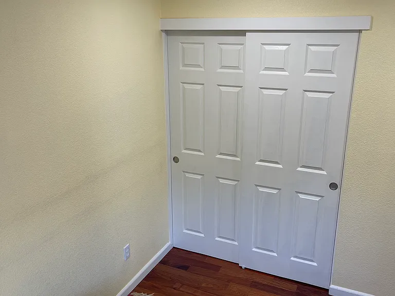 9425 Village Tree Dr — Photo 46
