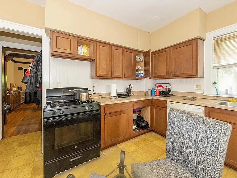 2460 Euclid Heights Blvd #1 — Photo 6