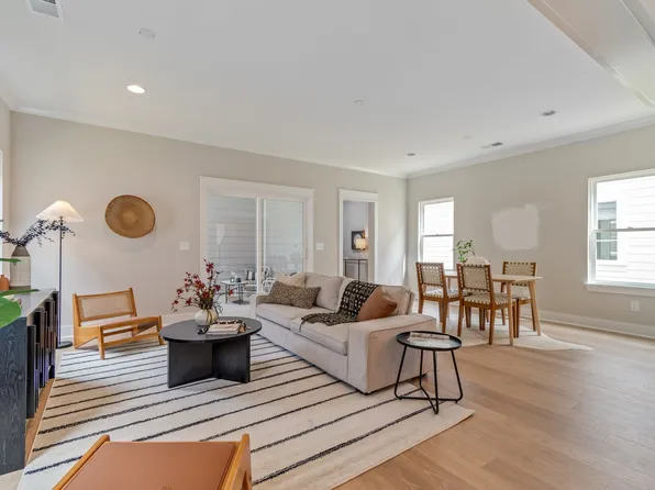 317 Delta Way, La Vergne, TN 37086