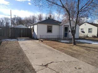 6940 Reno Dr, Arvada, CO 80002