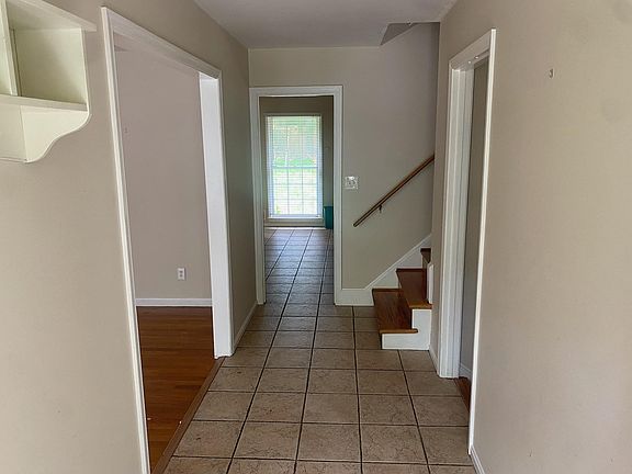 3rd image of 7049 Wolftree Ln
