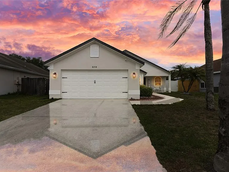 8318 Fort Clinch Ave — Photo 1