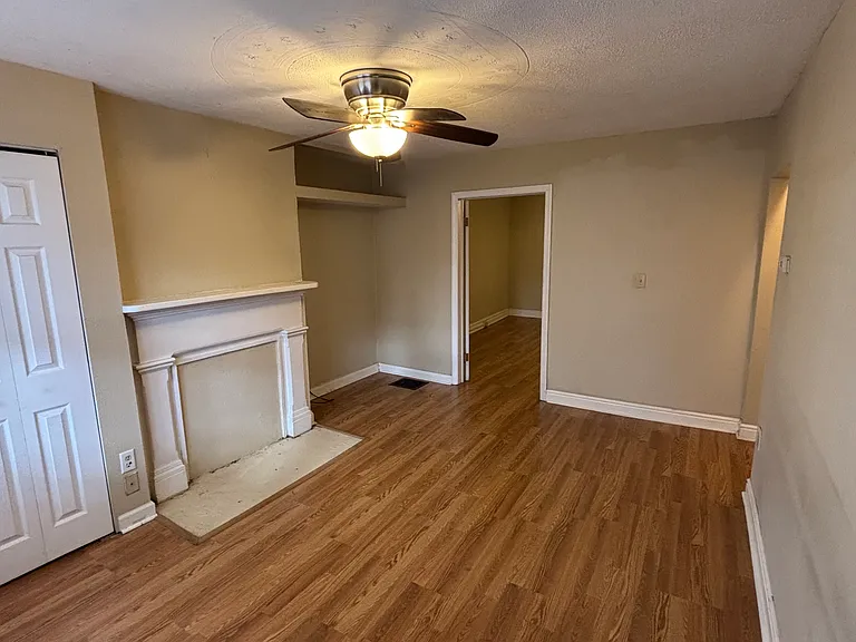 225 Smith Way #1 — Photo 4