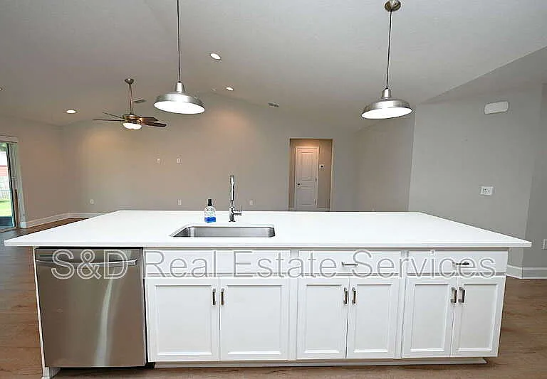 4435 Lake Hancock Rd — Photo 14