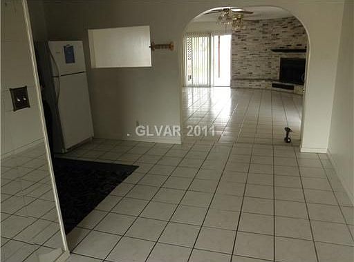 4th image of 513 Eden Cir