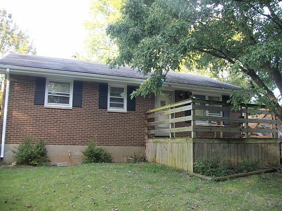 4th image of 236 Elaine Dr