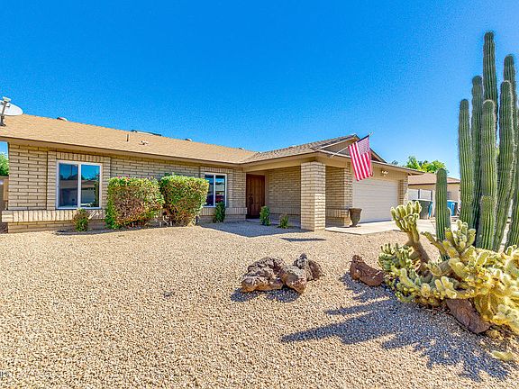 3rd image of 3138 W Waltann Ln