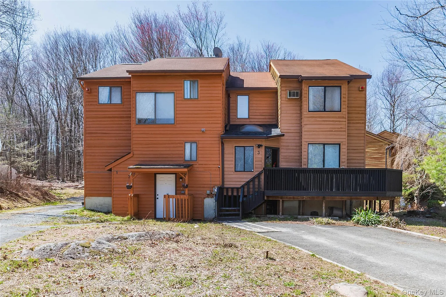 3 Edelweiss Drive photo 1